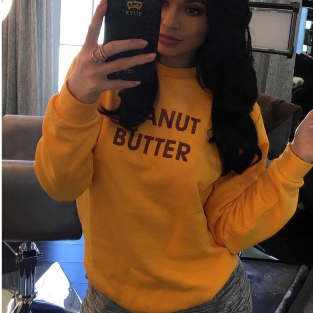 Kylie’s Peanut Butter Sweatshirt 🌼